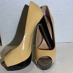 Vince Camuto Nude and Black Heels with Peep Toe